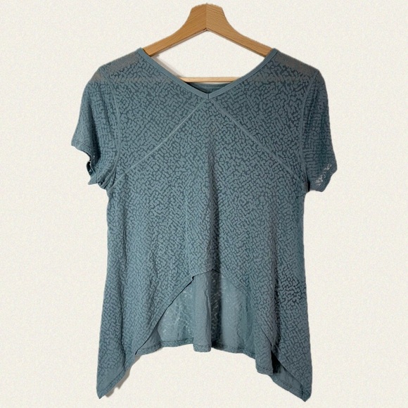 Lululemon Loop Around Tee - Picture 6 of 8